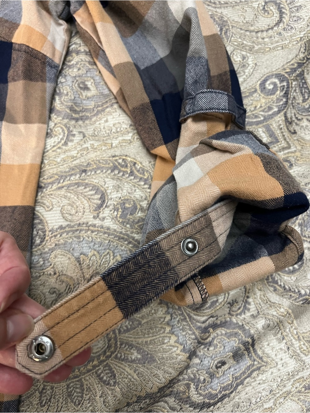 Tyler Boe flannel popover tunic features a brown, cream and blue plaid, Size M - Picture 10 of 14
